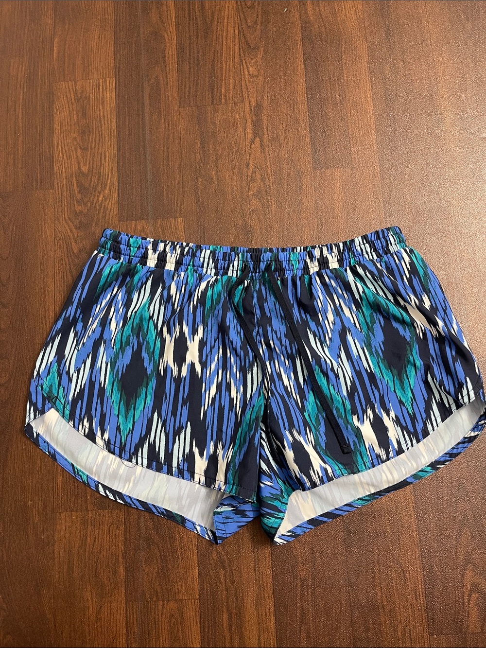 Old Navy Blue, Teal & White Patterned Women's Athletic Shorts